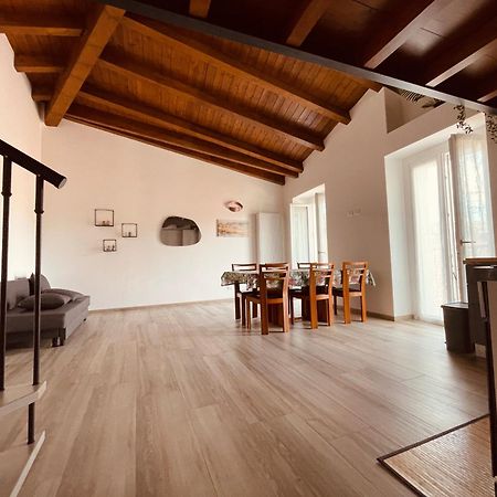 Lake House Vercurago エクステリア 写真