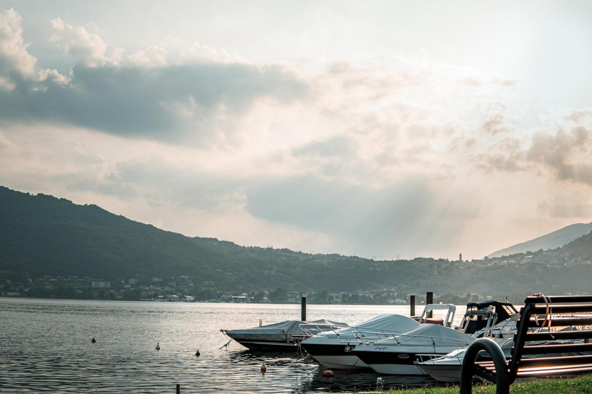 Lake House Vercurago エクステリア 写真